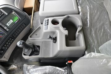 �������ó� ����KC�ؿ� 350���� 8X4 5.6����ж��(����)ͼƬ