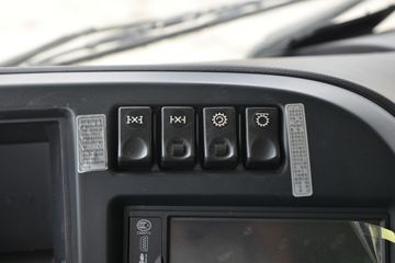 �������ó� ����KC�ؿ� 350���� 8X4 5.6����ж��(����)ͼƬ