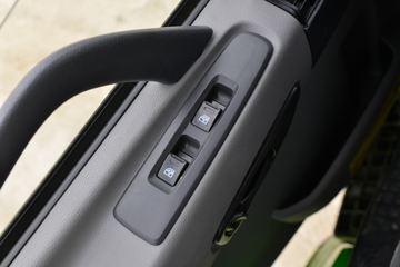 �������ó� ����KC�ؿ� 350���� 8X4 5.6����ж��(����)ͼƬ