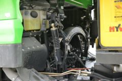 东风商用车 天龙KC重卡 350马力 8X4 5.6米自卸车(国六)