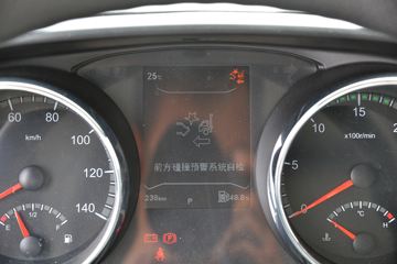 �������ó� ���KR 300���� 4X2 ǣ����(����)ͼƬ