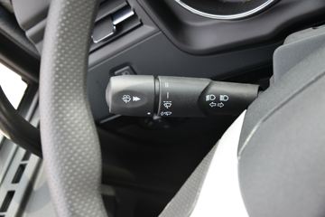 �������ó� ���KR 300���� 4X2 ǣ����(����)ͼƬ