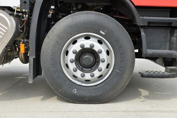 �������ó� ���KR 300���� 4X2 ǣ����(����)ͼƬ