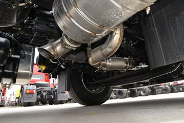 �������ó� ���KR 300���� 4X2 ǣ����(����)ͼƬ