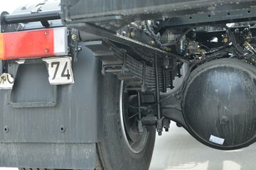 �������ó� ���KR 300���� 4X2 ǣ����(����)ͼƬ