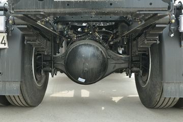 �������ó� ���KR 300���� 4X2 ǣ����(����)ͼƬ