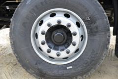 东风商用车 新天龙KC重卡 385马力 8X4 6.2米自卸车(国六)