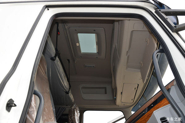 优惠3万 阜阳东贸君腾天龙旗舰KX载货车火热促销中