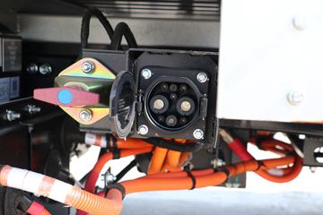 Զ�� ����F3E 3.5T 3.7�׵��Ŵ��綯����΢��(JGL1039BEVM1)61.8kWhͼƬ