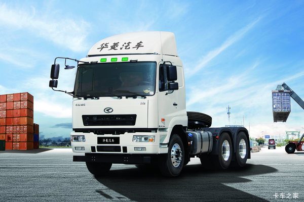 华菱M5 支线版 450马力 6X4 牵引车(HN4250B45C4M6)