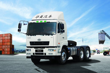 华菱M5 支线版 450马力 6X4 牵引车(HN4250B45C4M6)