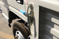 江铃 顺达小卡 致富版普通款 122马力 3.7米单排栏板轻卡(国六)(JX1041TCF26)