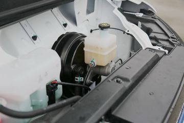 Զ�� ����V6E 3T 2.8�״��綯��ջ���38.64kWhͼƬ