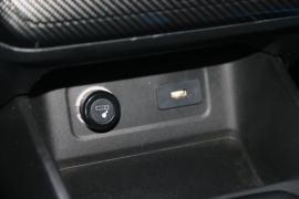 EC55&nbsp;电动封闭厢货驾驶室图片