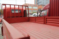 中国重汽HOWO 追梦 130马力 4.15米单排栏板轻卡(速比4.875)(ZZ1047F3215F145)