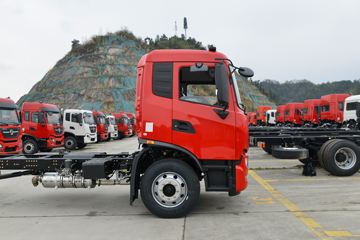 �������ó� ���KR ��Ӣ�� 210���� 4X2 6.8�������ػ���(����)(ƽ��)ͼƬ