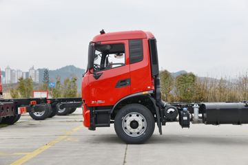 �������ó� ���KR ��Ӣ�� 210���� 4X2 6.8�������ػ���(����)(ƽ��)ͼƬ