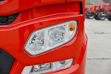 �������ó� ���KR ��Ӣ�� 210���� 4X2 6.8�������ػ���(����)(ƽ��)ͼƬ
