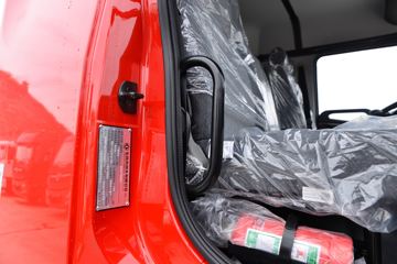 �������ó� ���KR ��Ӣ�� 210���� 4X2 6.8�������ػ���(����)(ƽ��)ͼƬ