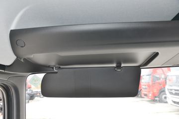 �������ó� ���KR ��Ӣ�� 210���� 4X2 6.8�������ػ���(����)(ƽ��)ͼƬ