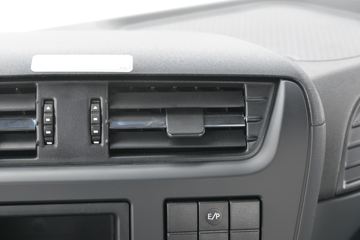 �������ó� ���KR ��Ӣ�� 210���� 4X2 6.8�������ػ���(����)(ƽ��)ͼƬ