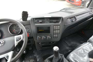 �������ó� ���KR ��Ӣ�� 210���� 4X2 6.8�������ػ���(����)(ƽ��)ͼƬ