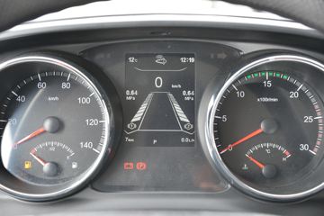�������ó� ���KR ��Ӣ�� 210���� 4X2 6.8�������ػ���(����)(ƽ��)ͼƬ