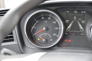 �������ó� ���KR ��Ӣ�� 210���� 4X2 6.8�������ػ���(����)(ƽ��)ͼƬ