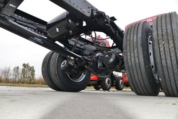 �������ó� ���KR ��Ӣ�� 210���� 4X2 6.8�������ػ���(����)(ƽ��)ͼƬ