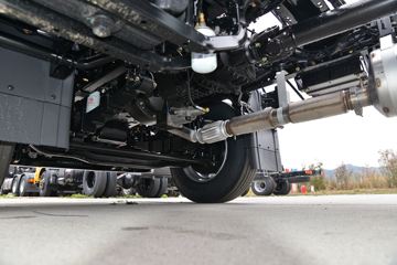 �������ó� ���KR ��Ӣ�� 210���� 4X2 6.8�������ػ���(����)(ƽ��)ͼƬ
