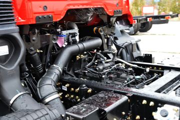 �������ó� ���KR ��Ӣ�� 210���� 4X2 6.8�������ػ���(����)(ƽ��)ͼƬ
