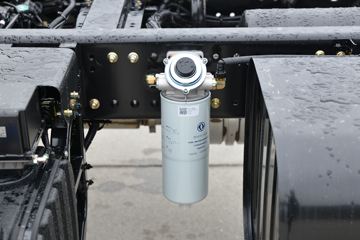 �������ó� ���KR ��Ӣ�� 210���� 4X2 6.8�������ػ���(����)(ƽ��)ͼƬ