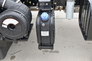 �������ó� ���KR ��Ӣ�� 210���� 4X2 6.8�������ػ���(����)(ƽ��)ͼƬ