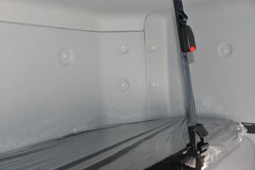 �������ó� ���KR ��Ӣ�� 210���� 4X2 6.8�������ػ���(����)(�߶�)ͼƬ
