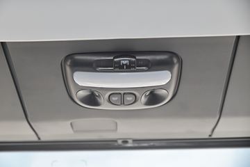 �������ó� ���KR ��Ӣ�� 210���� 4X2 6.8�������ػ���(����)(�߶�)ͼƬ