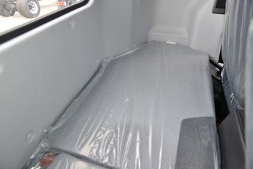�������ó� ���KR ��Ӣ�� 210���� 4X2 6.8�������ػ���(����)(�߶�)ͼƬ