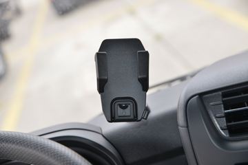 �������ó� ���KR ��Ӣ�� 210���� 4X2 6.8�������ػ���(����)(�߶�)ͼƬ