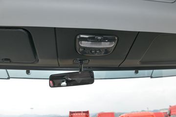 �������ó� ���KR ��Ӣ�� 300���� 6X2 6.8�������ػ���(����)ͼƬ