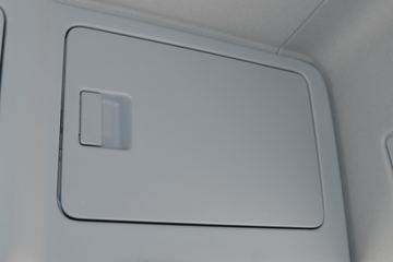 �������ó� ���KR ��Ӣ�� 300���� 6X2 6.8�������ػ���(����)ͼƬ