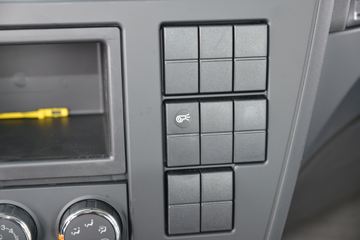 �������ó� ���KR ��Ӣ�� 300���� 6X2 6.8�������ػ���(����)ͼƬ