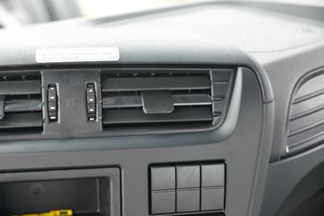 �������ó� ���KR ��Ӣ�� 300���� 6X2 6.8�������ػ���(����)ͼƬ