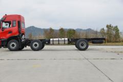 东风商用车 天锦KR 精英版 300马力 6X2 6.8米栏板载货车(国六)(DFH1250E)