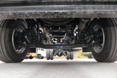 东风商用车 天锦KR 舒适版 220马力 4X2 9.8米厢式载货车(平顶)(速比4.33)(DFH5180XXYE6)