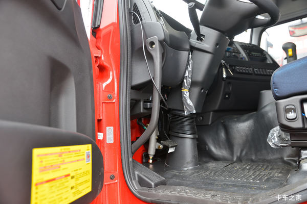 许昌风神东风商用车 天龙VL重卡 2018款 520马力 6X4