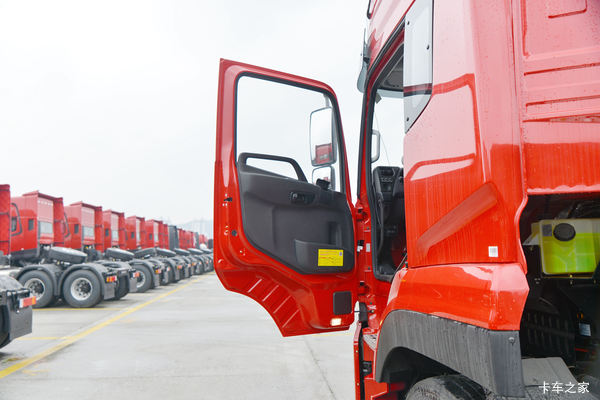 许昌风神东风商用车 天龙VL重卡 2018款 520马力 6X4