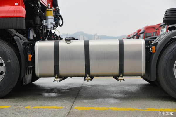 �������񶫷����ó�����VL�ؿ� 2019�� 520���� 6X4