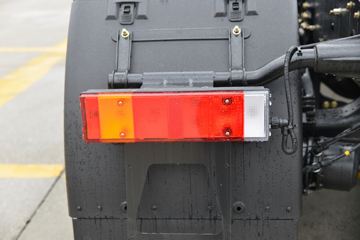 �������ó� ����KL�ؿ� 465���� 6X4ǣ����(DFH4250D3)ͼƬ