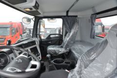 东风商用车 天龙KL重卡 465马力 6X4 牵引车(平顶)(DFH4250D20)