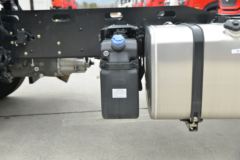 东风商用车 天龙KL重卡 465马力 6X4 牵引车(平顶)(DFH4250D20)