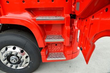 �������ó� �����콢KX ����� 465���� 6X4 ǣ����(����)ͼƬ